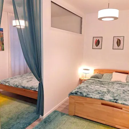 Lägenhet Family - 3 Room's 4 Neunkirchen