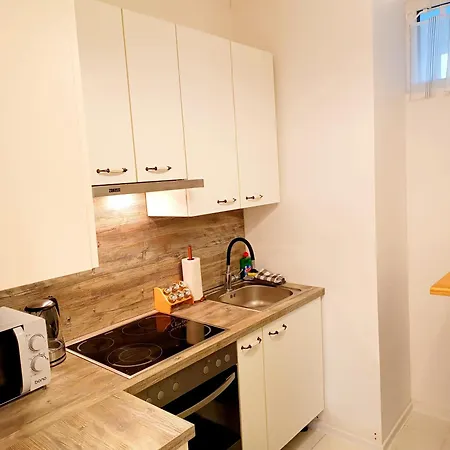 Family 3 Room's شقة نوينكيرشن