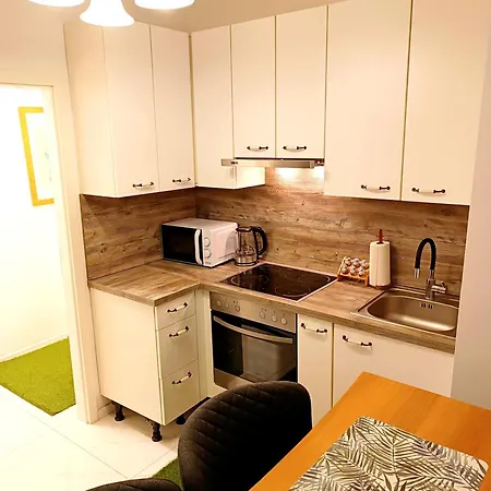 Family 3 Room's شقة *