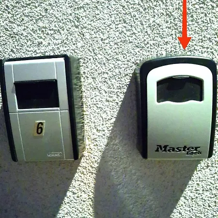 Family - 3 Room's 4 Lägenhet