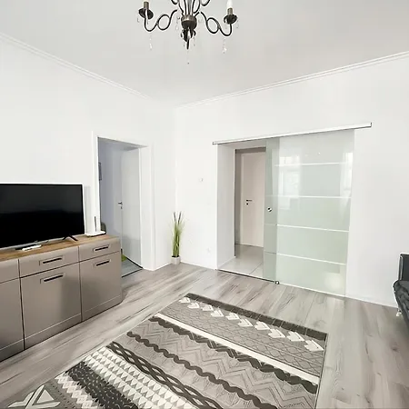 Family Apartment Neunkirchen 4 Lejlighed