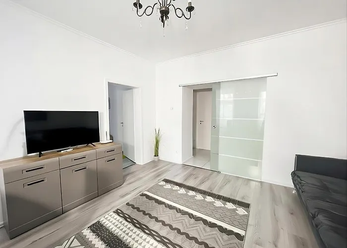 Family - 3 Room's 4 Apartamento